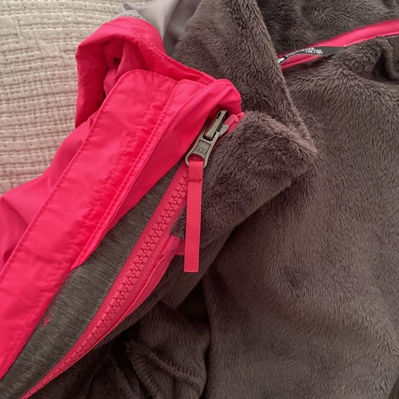 The North Face girls pink double layer coat NWOT - Picture 6 of 14